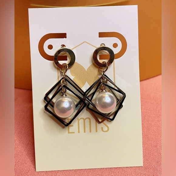 Jewelry - Cute Geometrical Earrings